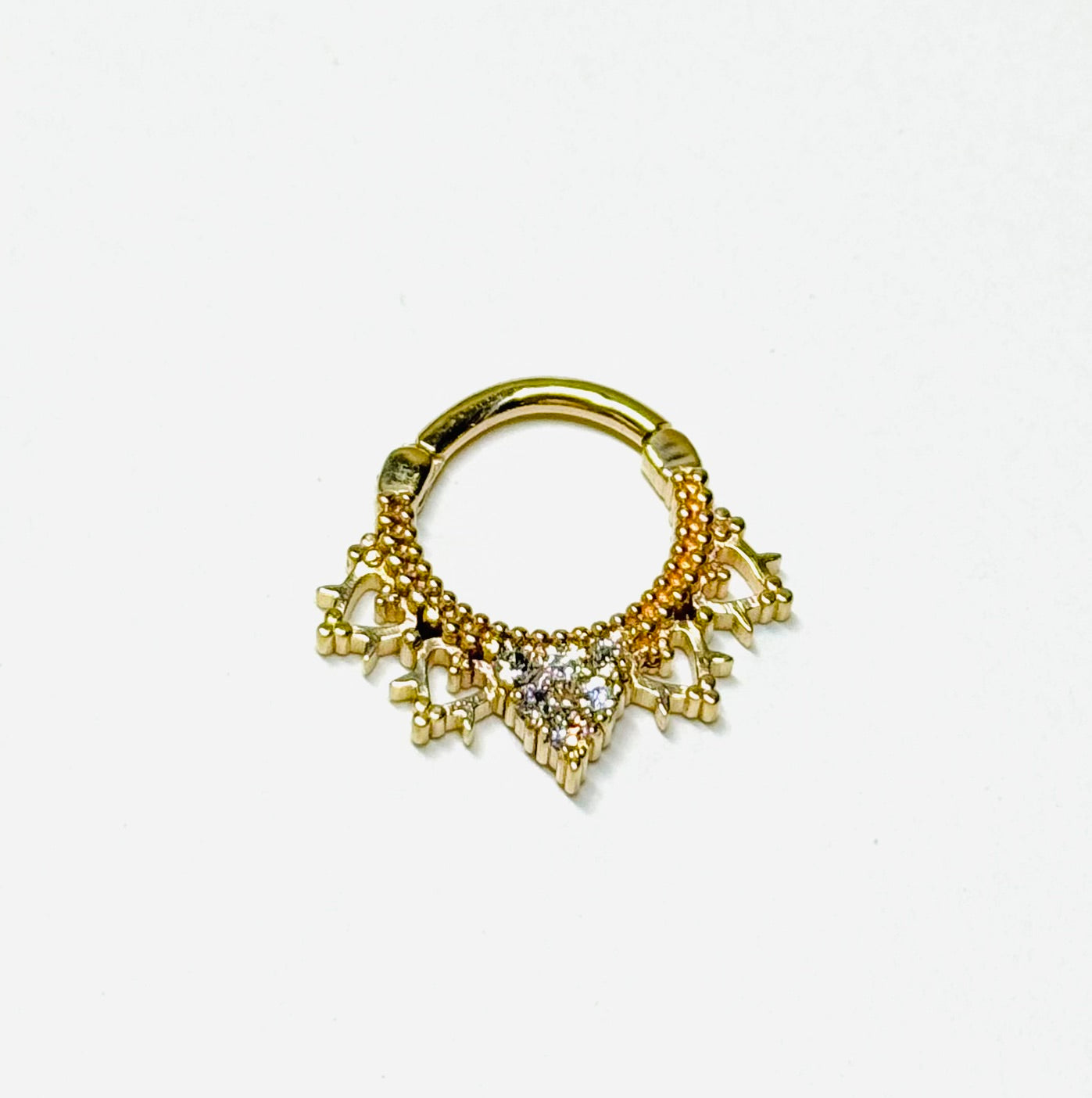 14K-Y Hinger Piercing