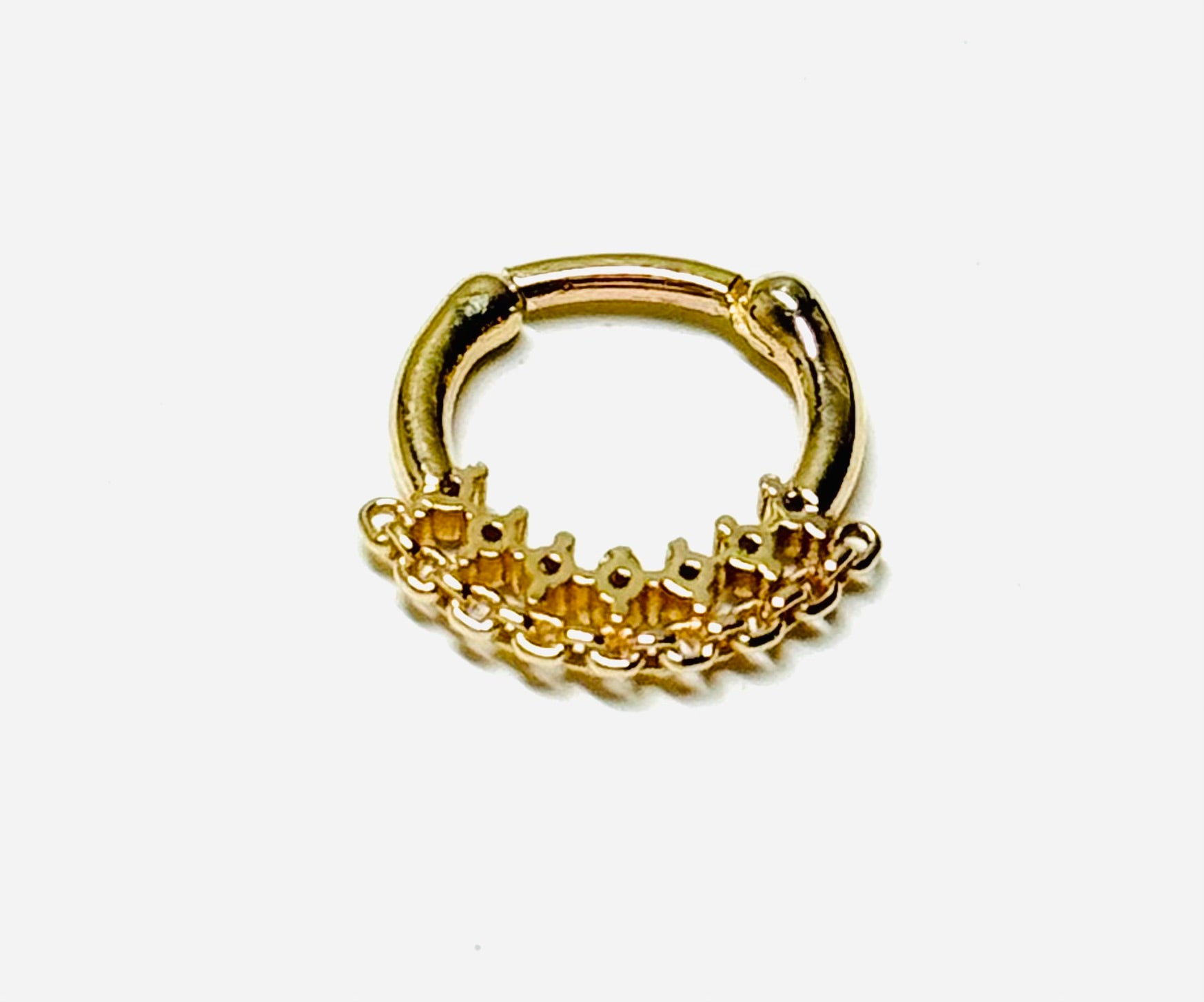 14K-Y Hinger Piercing