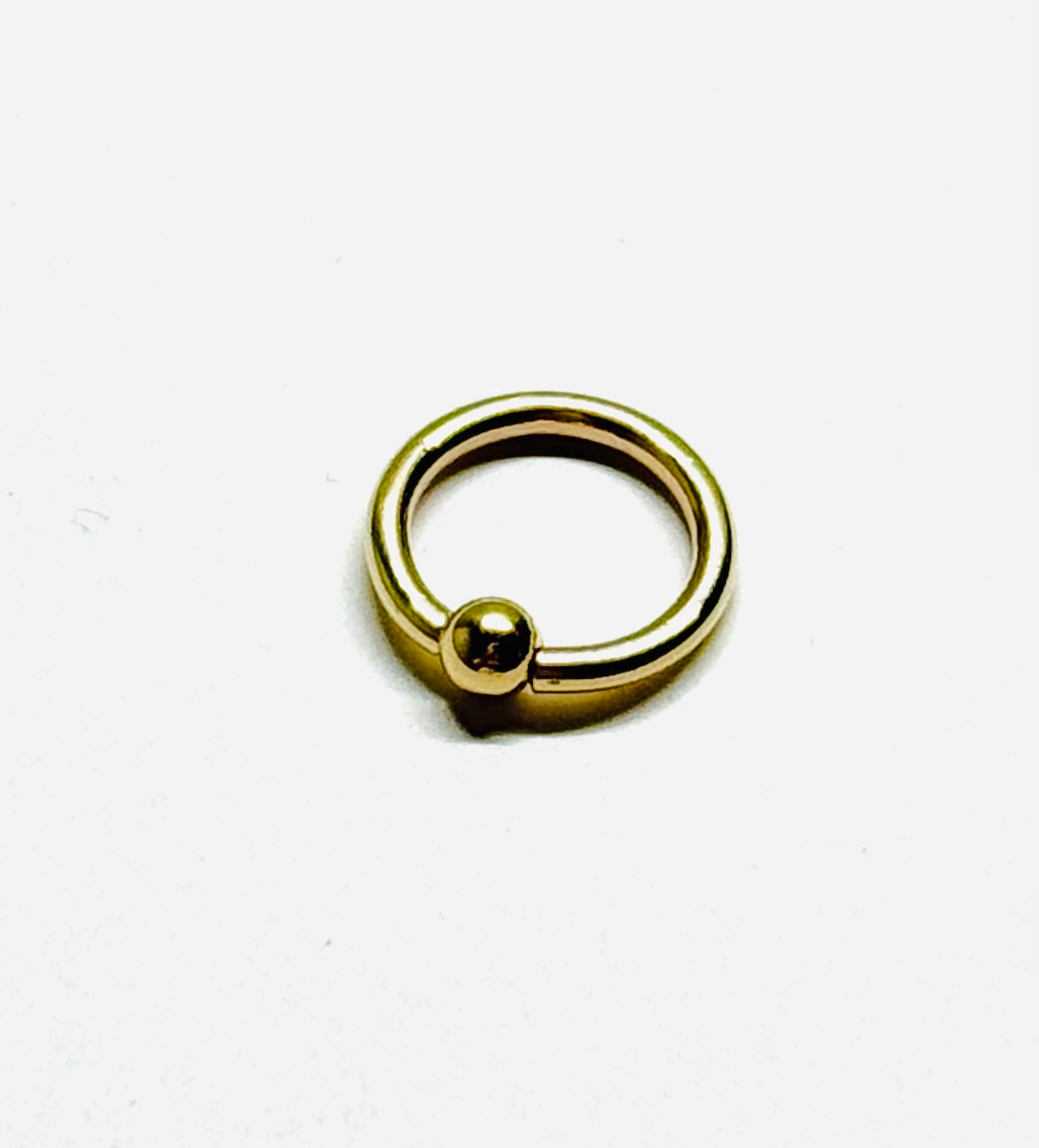 14K-Y Nouse Piercing