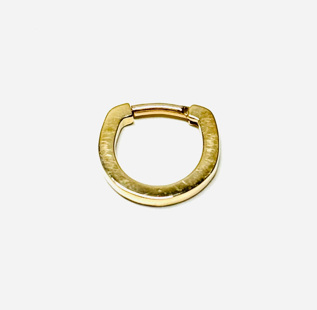 14K-Y Hinger Piercing